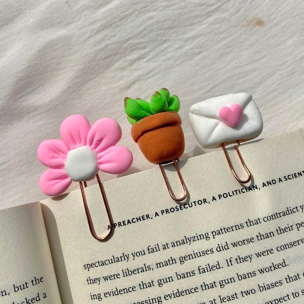 Handmade Paper Pin Clay Art